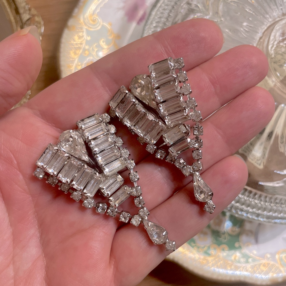 Rhinestone Clip on Earrings Vintage Glam - Picture 2 of 5